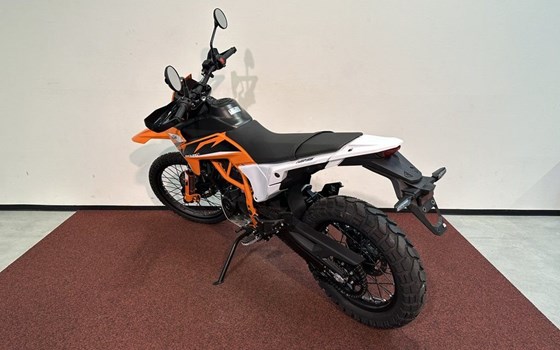 Neufahrzeug KTM 125 Enduro R - Bild 6