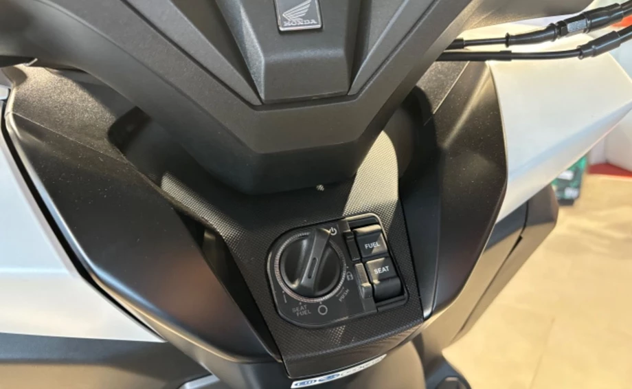 Angebot Honda Forza 125 Bild 11: Angebot Honda Forza 125