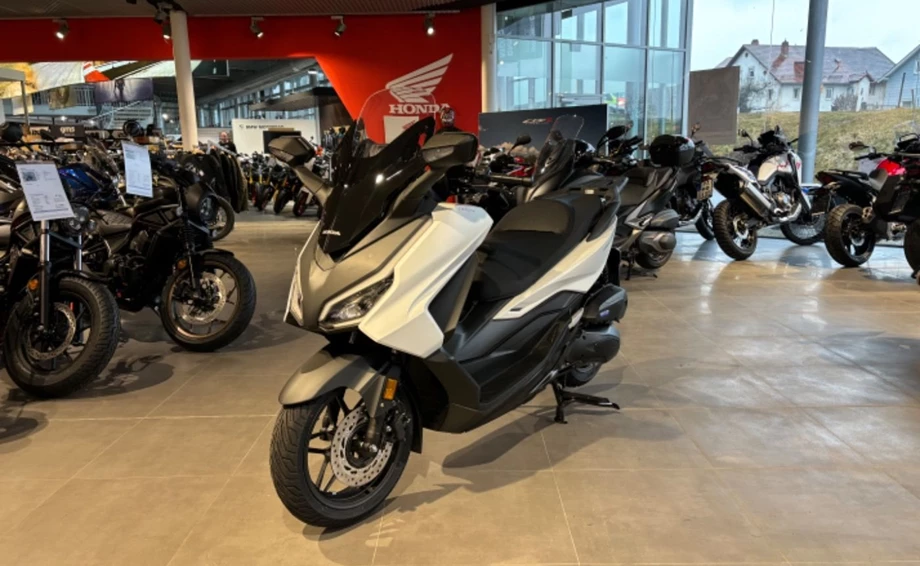 Angebot Honda Forza 125 Bild 2: Angebot Honda Forza 125