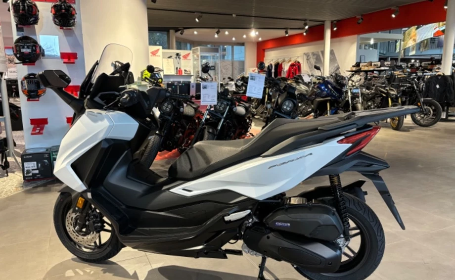 Angebot Honda Forza 125 Bild 3: Angebot Honda Forza 125