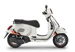 Neumotorrad Vespa GTS 125 Super Sport