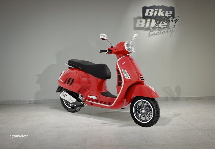 Vespa GTS 125 Super (Rosso Coraggioso)