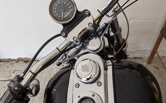 Gebrauchtmotorrad Harley-Davidson Dyna Super Glide FXD - Bild 2 Gebrauchtmotorrad Harley-Davidson Dyna Super Glide FXD - Bild 2
