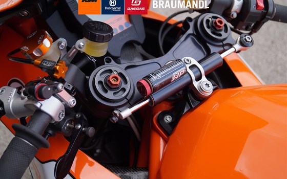 Gebrauchtmotorrad KTM 1190 RC8 R Track - Bild 11 Gebrauchtmotorrad KTM 1190 RC8 R Track - Bild 11