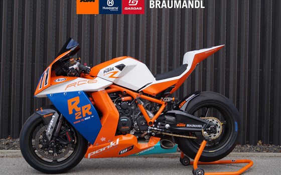 Gebrauchtmotorrad KTM 1190 RC8 R Track - Bild 12 Gebrauchtmotorrad KTM 1190 RC8 R Track - Bild 12