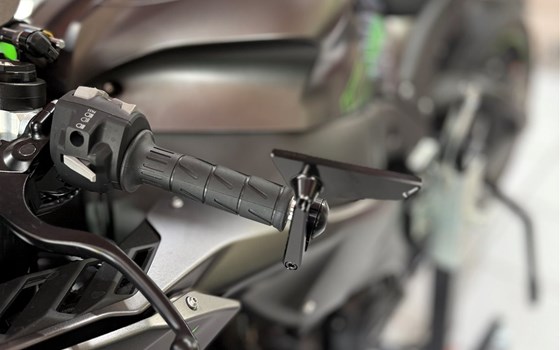 Gebrauchtmotorrad Kawasaki Ninja ZX-10RR - Bild 5