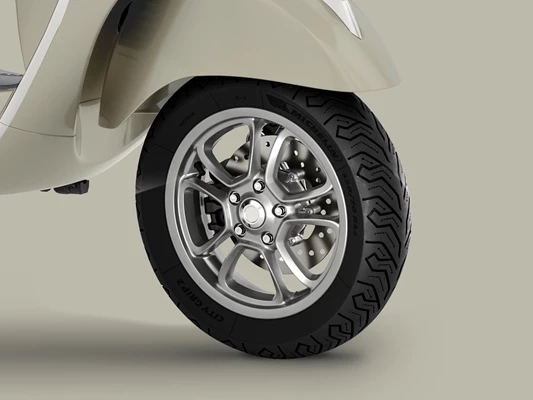 Vespa GTS 125 (Beige Avvolgente) - Bild 5