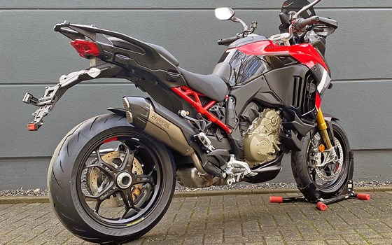 Neufahrzeug Ducati Multistrada V4 Pikes Peak - Bild 15