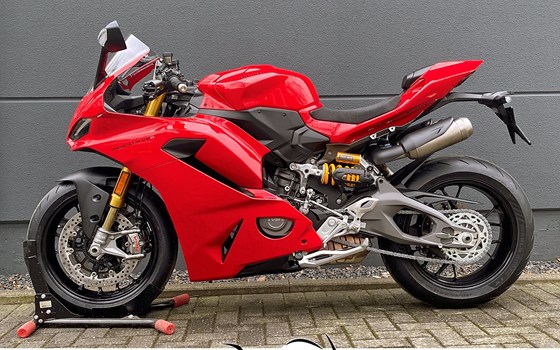 Neufahrzeug Ducati Panigale V2 S - Bild 12