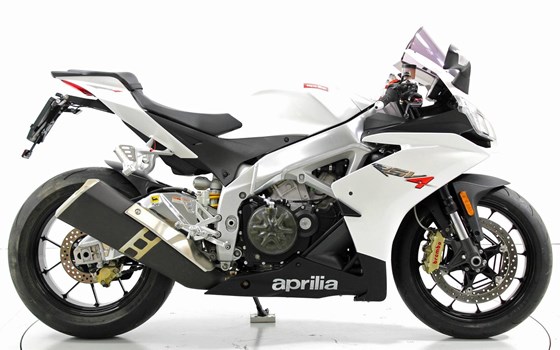 Motorrad Occasion Aprilia RSV 4 - Bild 4