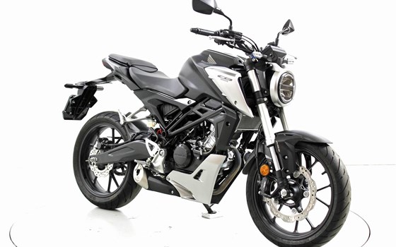 Motorrad Occasion Honda CB125R - Bild 2