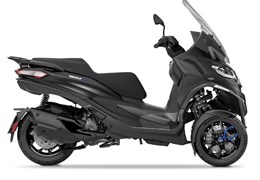 Neumotorrad Piaggio MP3 400 Sport