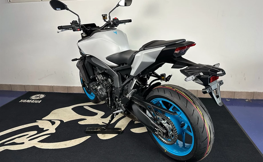 Angebot Yamaha MT-09 Bild 8: Angebot Yamaha MT-09