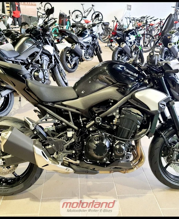 Kawasaki Z900