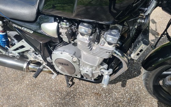 Gebrauchtmotorrad Yamaha XJR 1300 - Bild 7