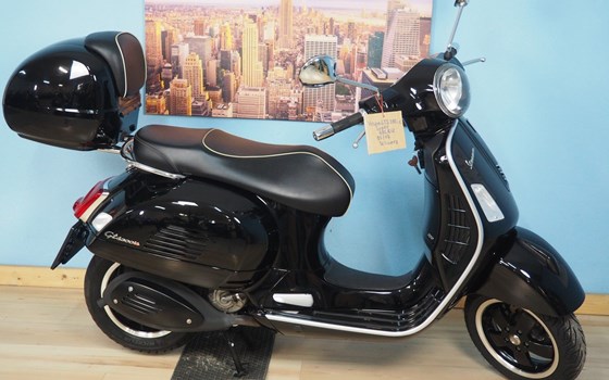 Gebrauchtmotorrad Vespa GTS 300 i.e. Super - Bild 15 Gebrauchtmotorrad Vespa GTS 300 i.e. Super - Bild 15