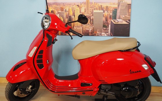 Gebrauchtmotorrad Vespa GTS 250 i.e. - Bild 2 Gebrauchtmotorrad Vespa GTS 250 i.e. - Bild 2
