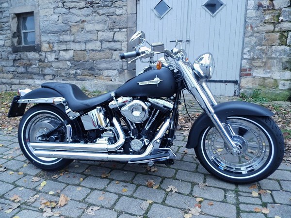 Gebrauchtmotorrad Harley-Davidson Softail Fat Boy FLSTF