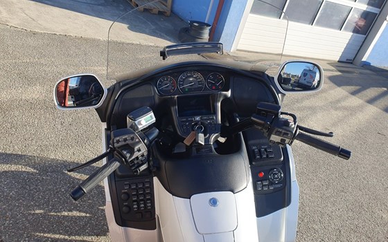Gebrauchtmotorrad Honda GL 1800 Goldwing - Bild 7 Gebrauchtmotorrad Honda GL 1800 Goldwing - Bild 7