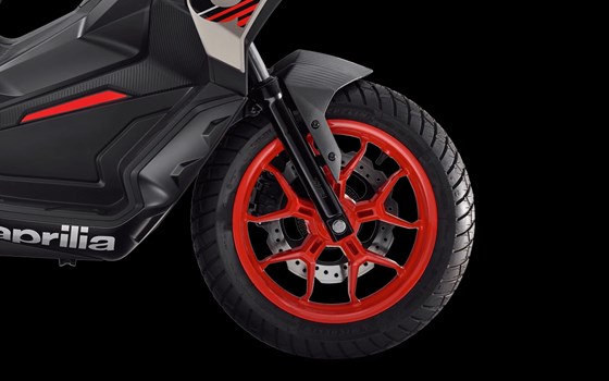 Neufahrzeug Aprilia SR GT Sport 200 - Bild 3