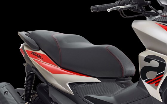 Neufahrzeug Aprilia SR GT Sport 200 - Bild 4