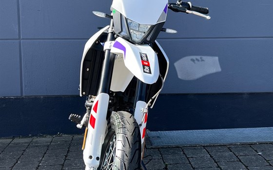 Neufahrzeug Aprilia SX 125 - Bild 3