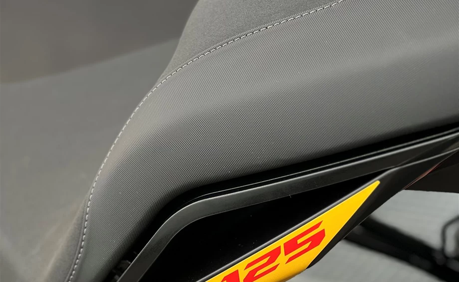 Angebot Aprilia Tuono 125 Bild 6: Angebot Aprilia Tuono 125