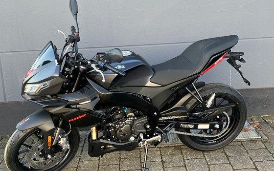 Neufahrzeug Aprilia Tuono 125 - Bild 3