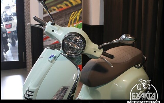 Neufahrzeug Vespa GTS 125 - Bild 28