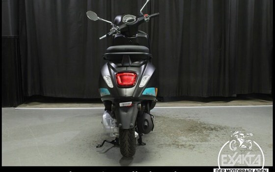 Neufahrzeug Vespa Primavera 125 Sport - Bild 4