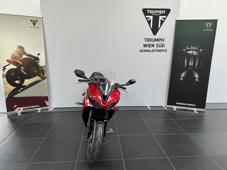 Angebot Triumph Daytona 660 Bild 3: Angebot Triumph Daytona 660