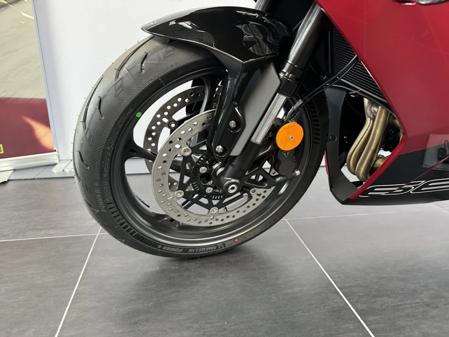 Angebot Triumph Daytona 660 Bild 5: Angebot Triumph Daytona 660