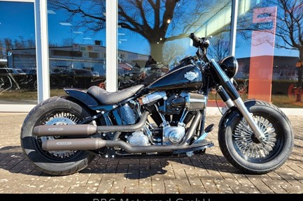 Harley-Davidson Softail Slim FLS