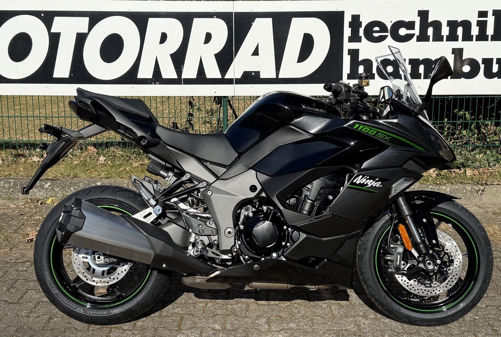 Kawasaki Ninja 1100SX