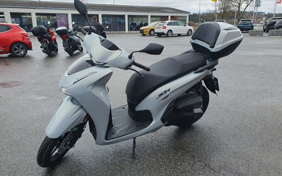 Neufahrzeug Honda SH350i - Bild 4