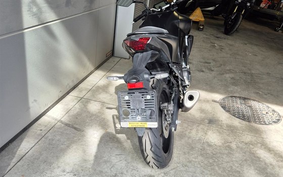Gebrauchtmotorrad Yamaha MT-03 - Bild 4 Gebrauchtmotorrad Yamaha MT-03 - Bild 4