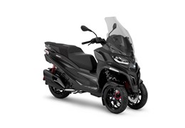 Neumotorrad Piaggio MP3 400 Sport