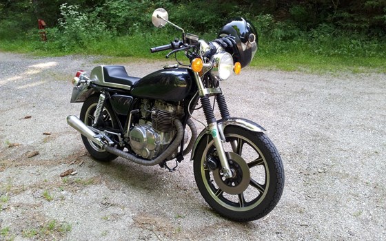 Gebrauchtmotorrad Yamaha XS 400 SE - Bild 3 Gebrauchtmotorrad Yamaha XS 400 SE - Bild 3