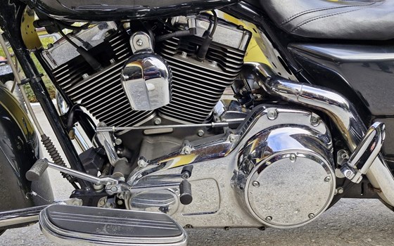 Gebrauchtmotorrad Harley-Davidson Road King Custom FLHRS - Bild 7