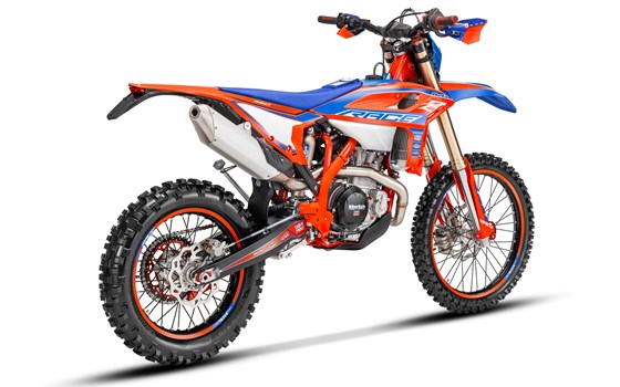 Gebrauchtmotorrad Beta RR RACING 4T 390 - Bild 6 Gebrauchtmotorrad Beta RR RACING 4T 390 - Bild 6