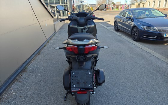 Neufahrzeug Piaggio MP3 310 - Bild 5 Neufahrzeug Piaggio MP3 310 - Bild 5