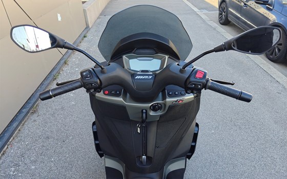 Neufahrzeug Piaggio MP3 310 - Bild 6 Neufahrzeug Piaggio MP3 310 - Bild 6