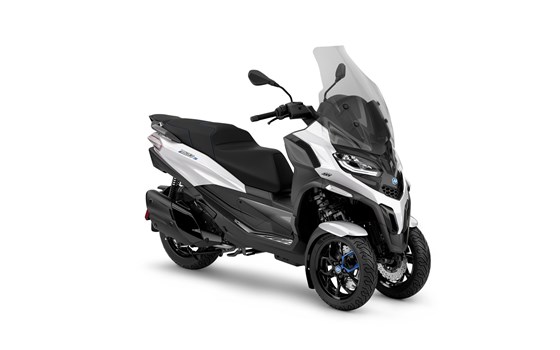 Neufahrzeug Piaggio MP3 400 Sport - Bild 5 Neufahrzeug Piaggio MP3 400 Sport - Bild 5