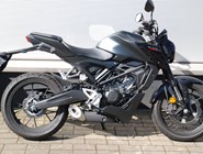 Honda CB125R