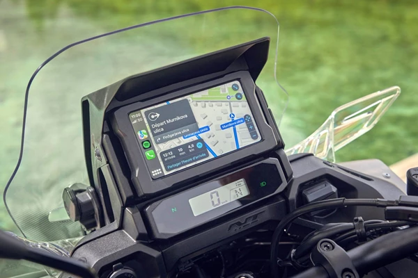 Honda NT1100 (Gunmetal Black Metallic) - Bild 4