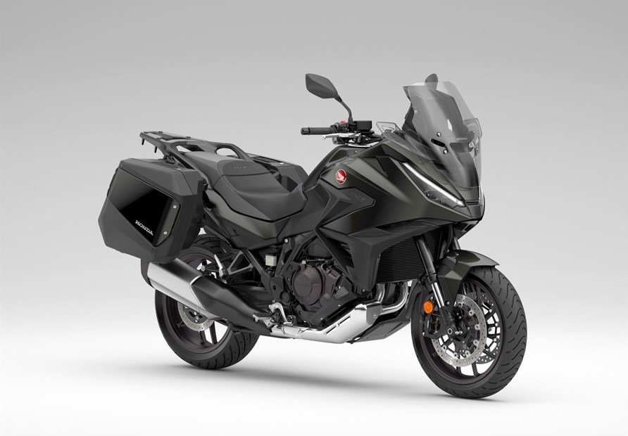 Honda NT1100 (Gunmetal Black Metallic)