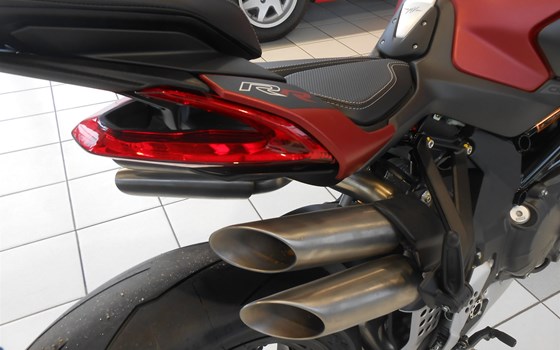 Neufahrzeug MV Agusta Brutale 1000 RR - Bild 6 Neufahrzeug MV Agusta Brutale 1000 RR - Bild 6