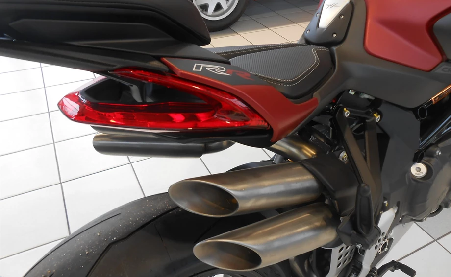 Angebot MV Agusta Brutale 1000 RR Bild 6: Angebot MV Agusta Brutale 1000 RR