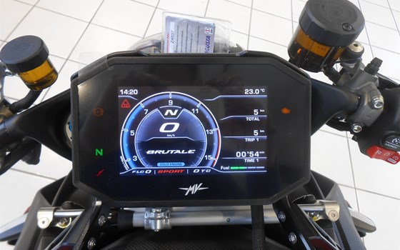 Neufahrzeug MV Agusta Brutale 1000 RR - Bild 8 Neufahrzeug MV Agusta Brutale 1000 RR - Bild 8