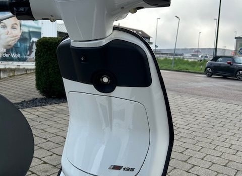 Neufahrzeug Vespa Sprint 125 S - Bild 6